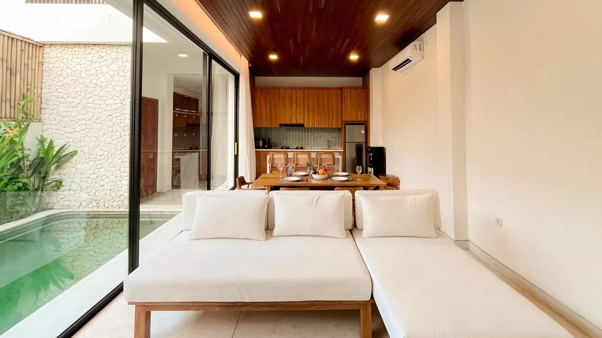 Villa Prada II 3Br Villa Near To Beach In Seminyak 0*, Seminyak (Bali) Indonesia