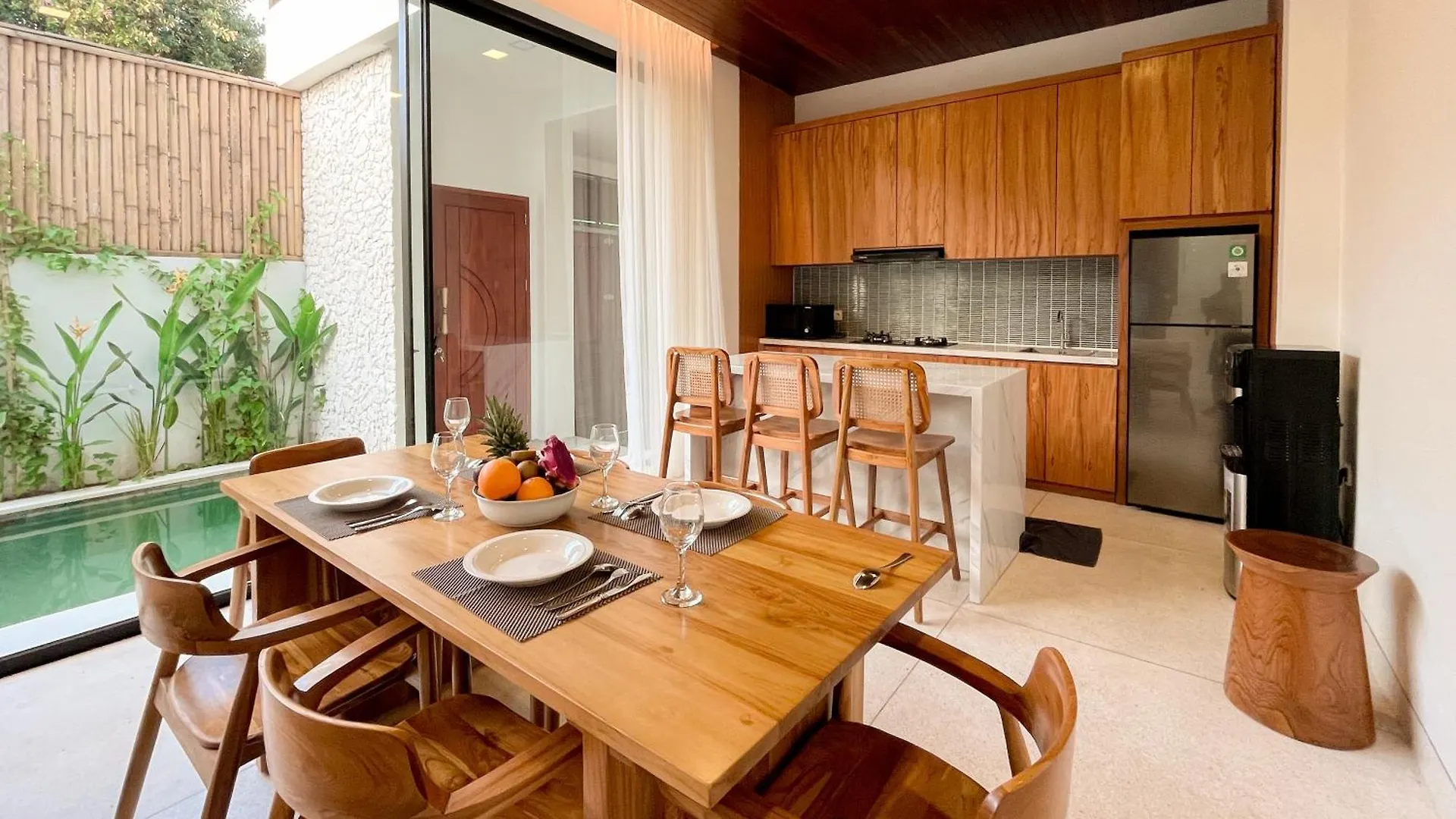Villa Prada II 3Br Villa Near To Beach In Seminyak