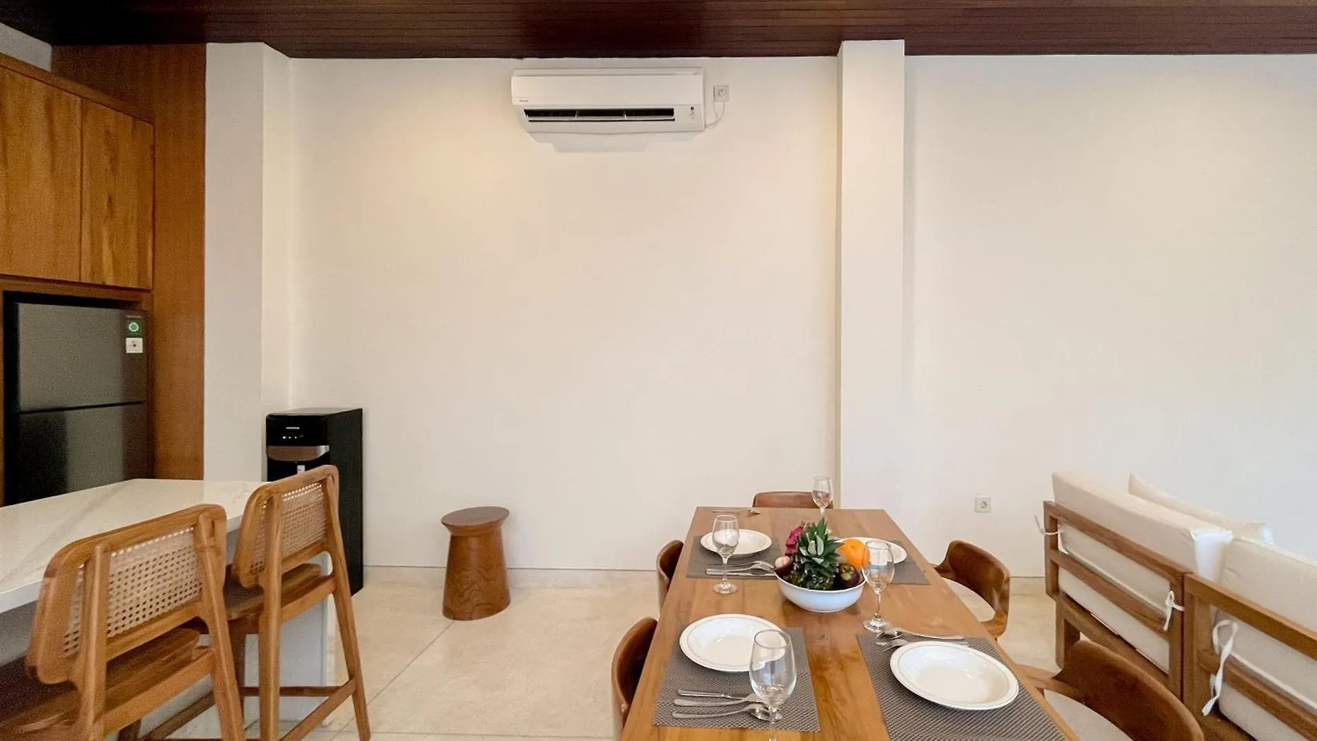 Villa Prada II 3Br Villa Near To Beach In Seminyak Indonesia