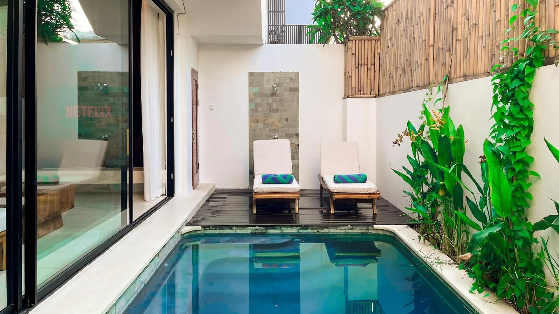 Villa Prada II 3Br Villa Near To Beach In Seminyak 0*, Seminyak (Bali)