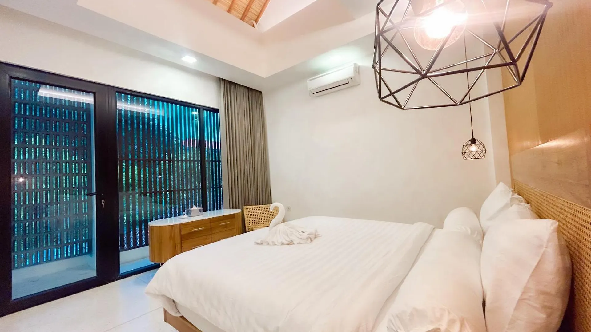 Villa Prada II 3Br Villa Near To Beach In Seminyak