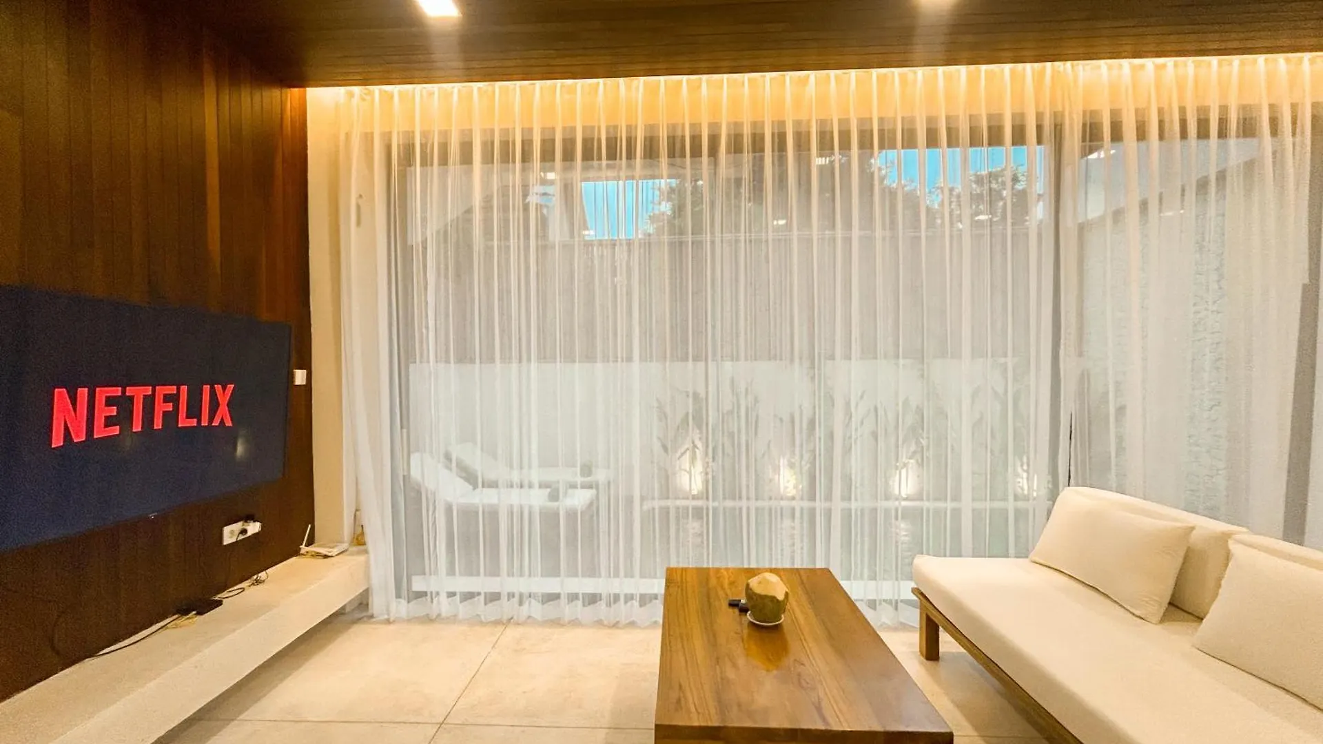 Villa Prada II 3Br Villa Near To Beach In Seminyak